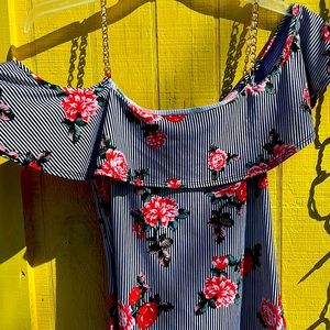 Jeweled Women’s Blingy Night out Shirt L